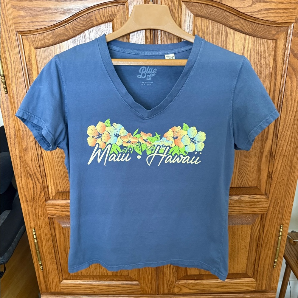 Blue 84 V-Neck Maui Hawaii Floral Tee